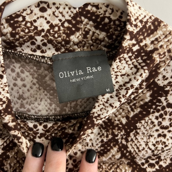 Women’s medium snake skin top - Picture 4 of 5